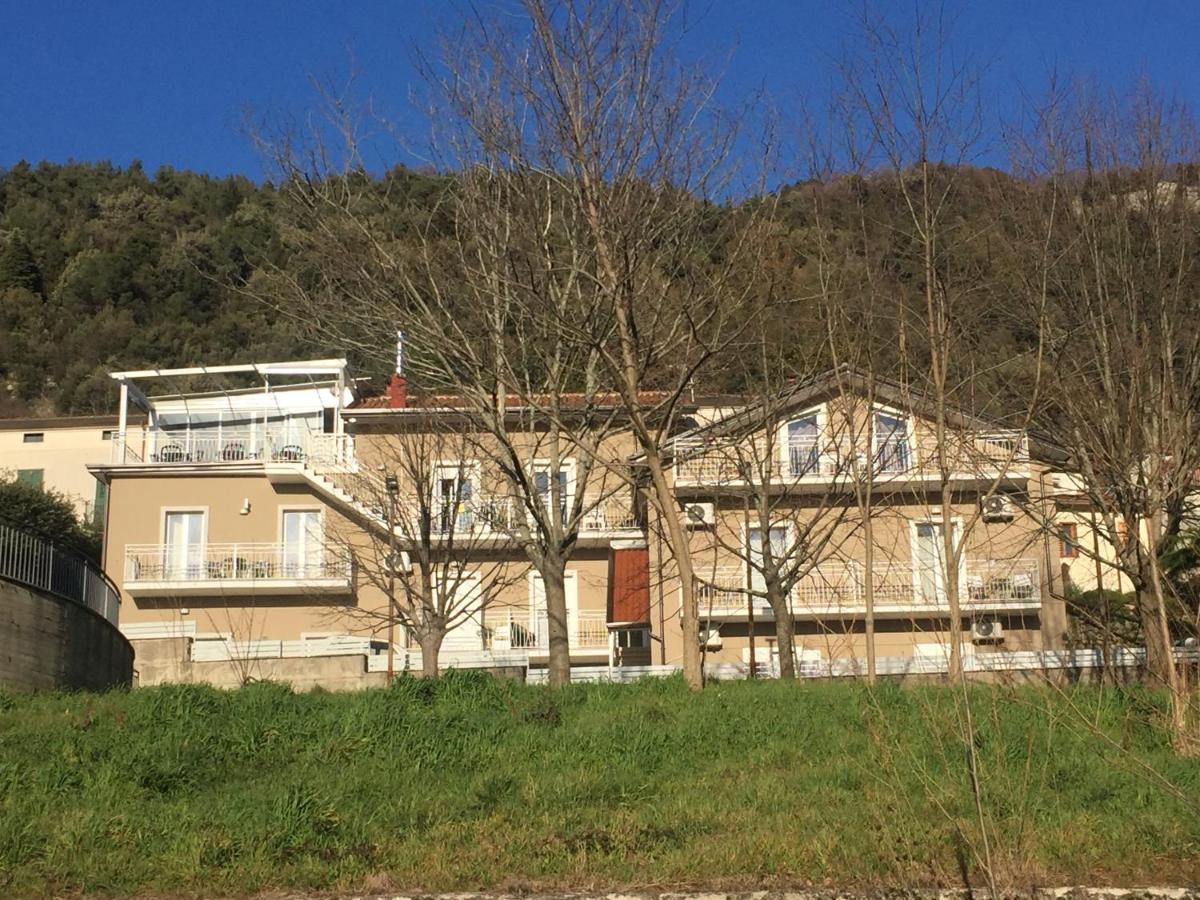 Le Camere Di Corte Sorbo Serpico Exterior foto